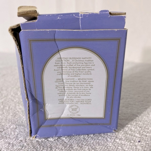 Vintage 1986 Avon Heavenly Blessings Nativity Collection Ceramic Figurine - Picture 9 of 13